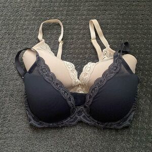 Lot of 2 Natori Feathers bras, 30DD